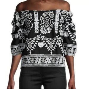 Saks Fifth Avenue Black And White Embroidered Boho Top Size S